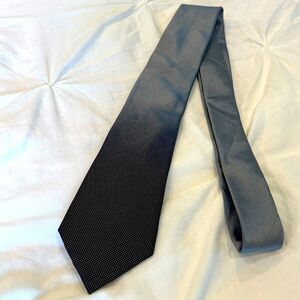 Marc Anthony Men's Dotted Grey Silk Langsdorf Necktie